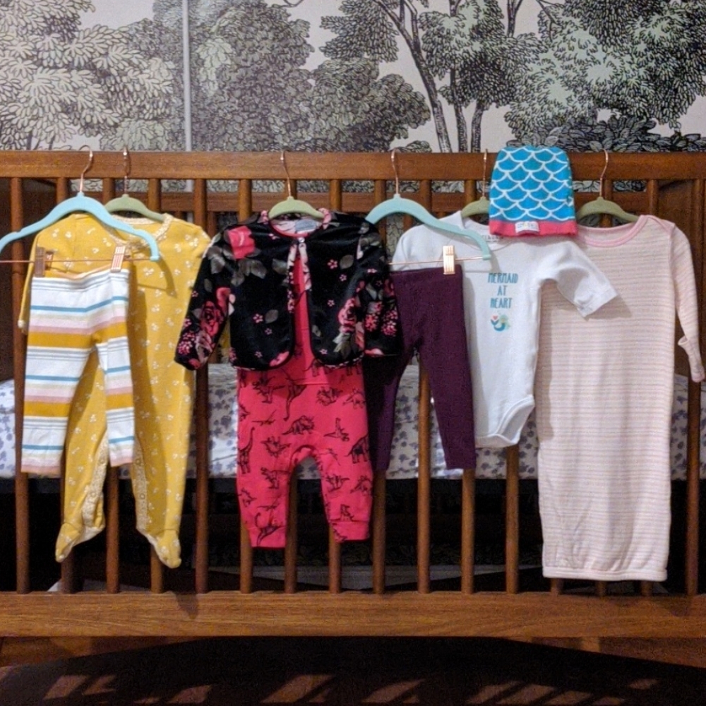 6 mos baby girl from Tea, Carter, Izzy & Owie ++